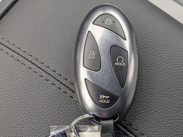 New 2026 Gray Hyundai SEL FWD image 31