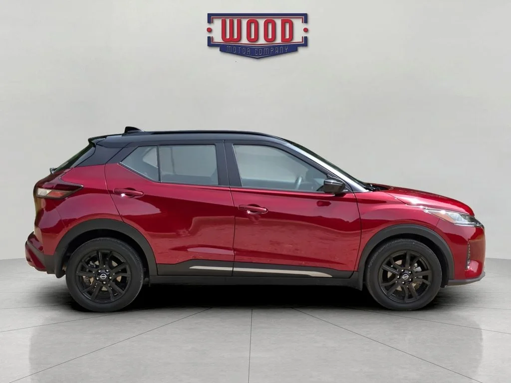 Used 2023 Scarlet Ember Tintcoat Super Black Nissan SR image 2