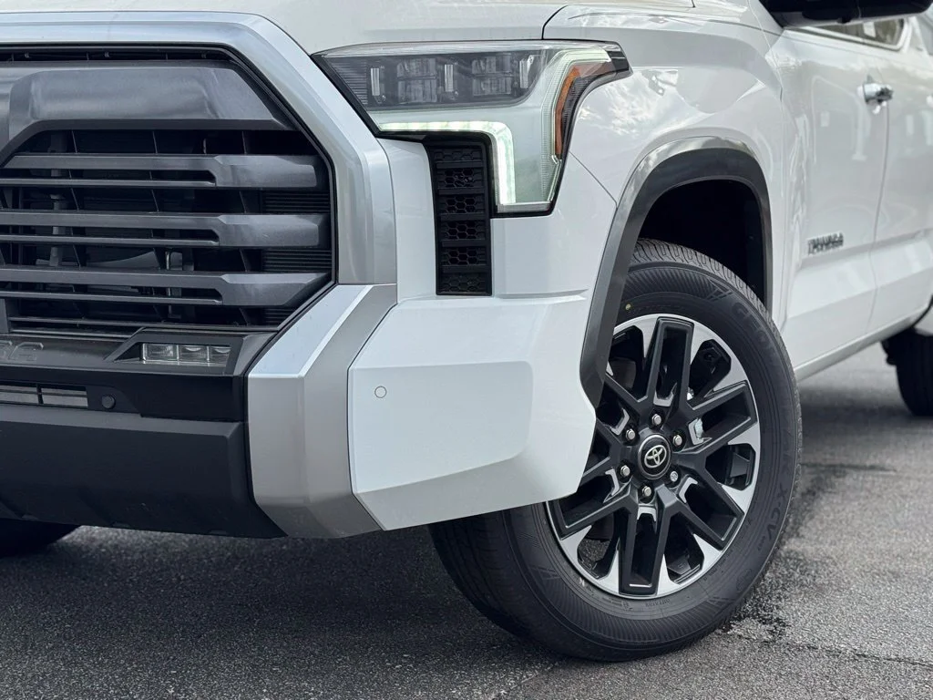 2026 Toyota Tundra Limited - Photo 5