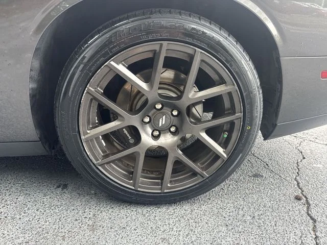 Used 2017 Gray Dodge R/T image 34