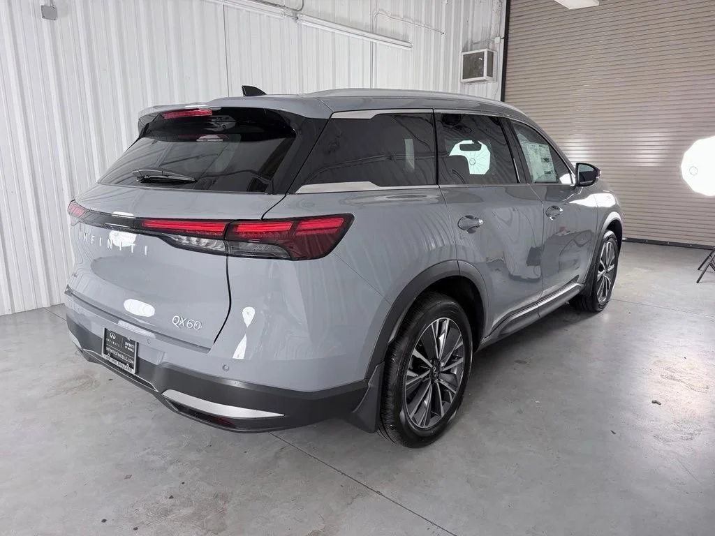 2027 INFINITI QX60 LUXE - Photo 6