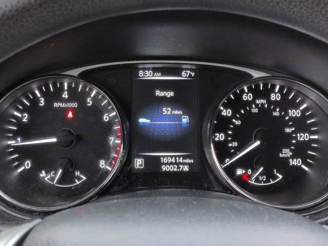 Used 2015 Gun Metallic [gray] Nissan S image 25