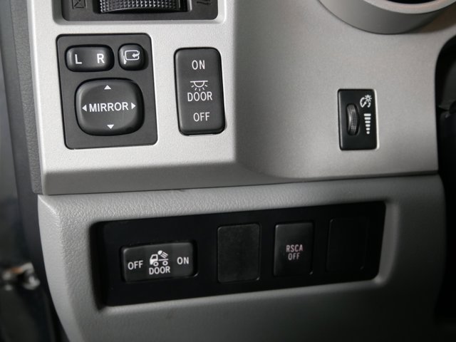 Used 2008 Black Toyota Crew Cab Limited image 26