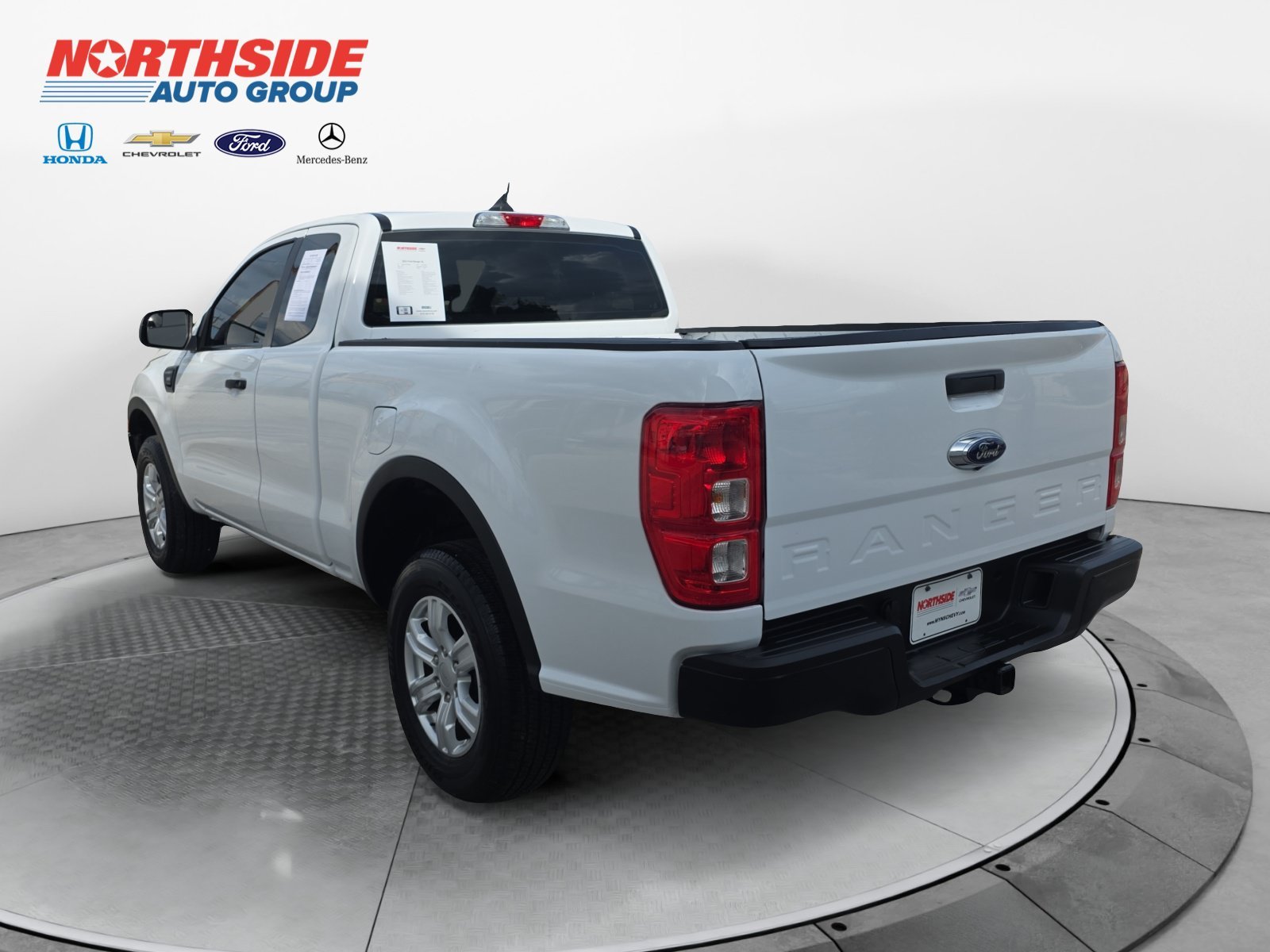 Used 2023 White Ford XL image 5