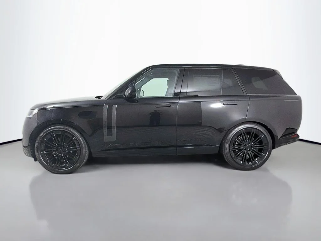 New 2026 Santorini Black Land Rover SE image 8