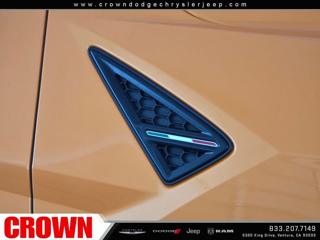 Used 2024  Lamborghini S image 12