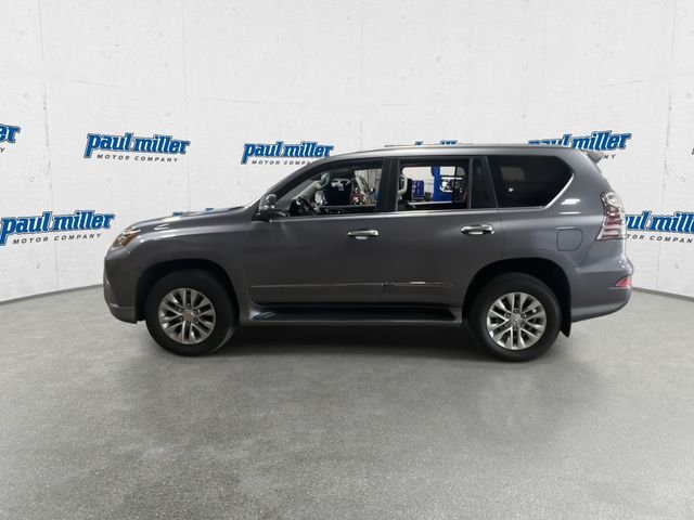Used 2016 Gray Pearl Lexus 460 image 6