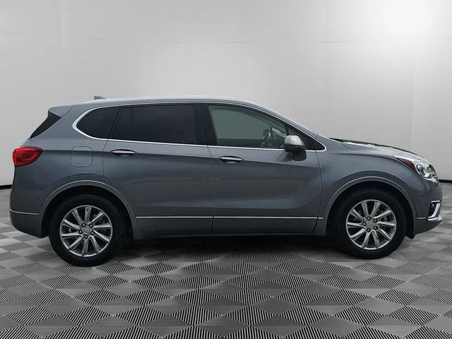 Used 2020  Buick Essence image 5