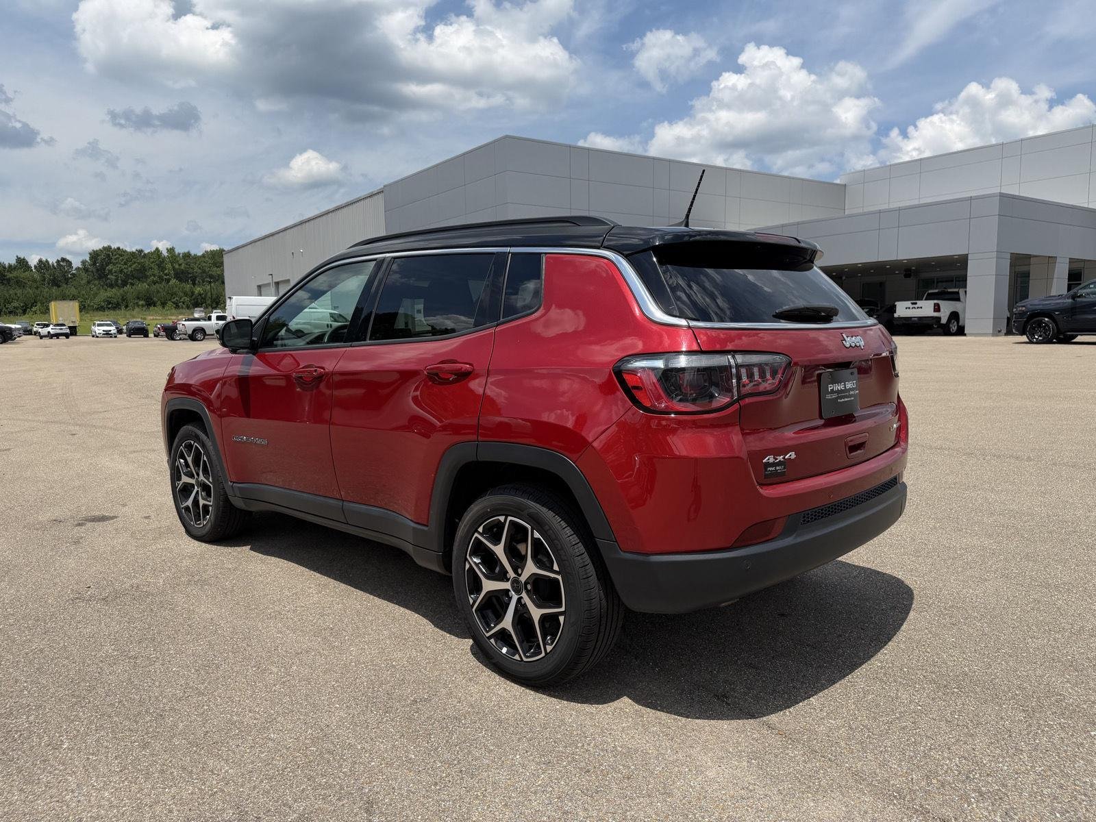 Used 2025 Red Hot Pearlcoat Jeep Limited image 4