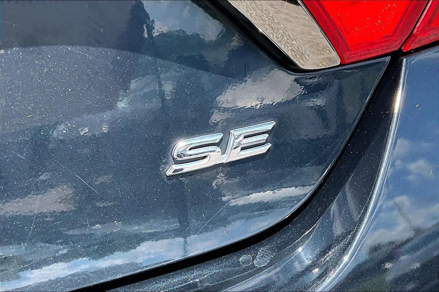 Used 2017 Cosmic Gray Mica Toyota SE image 10