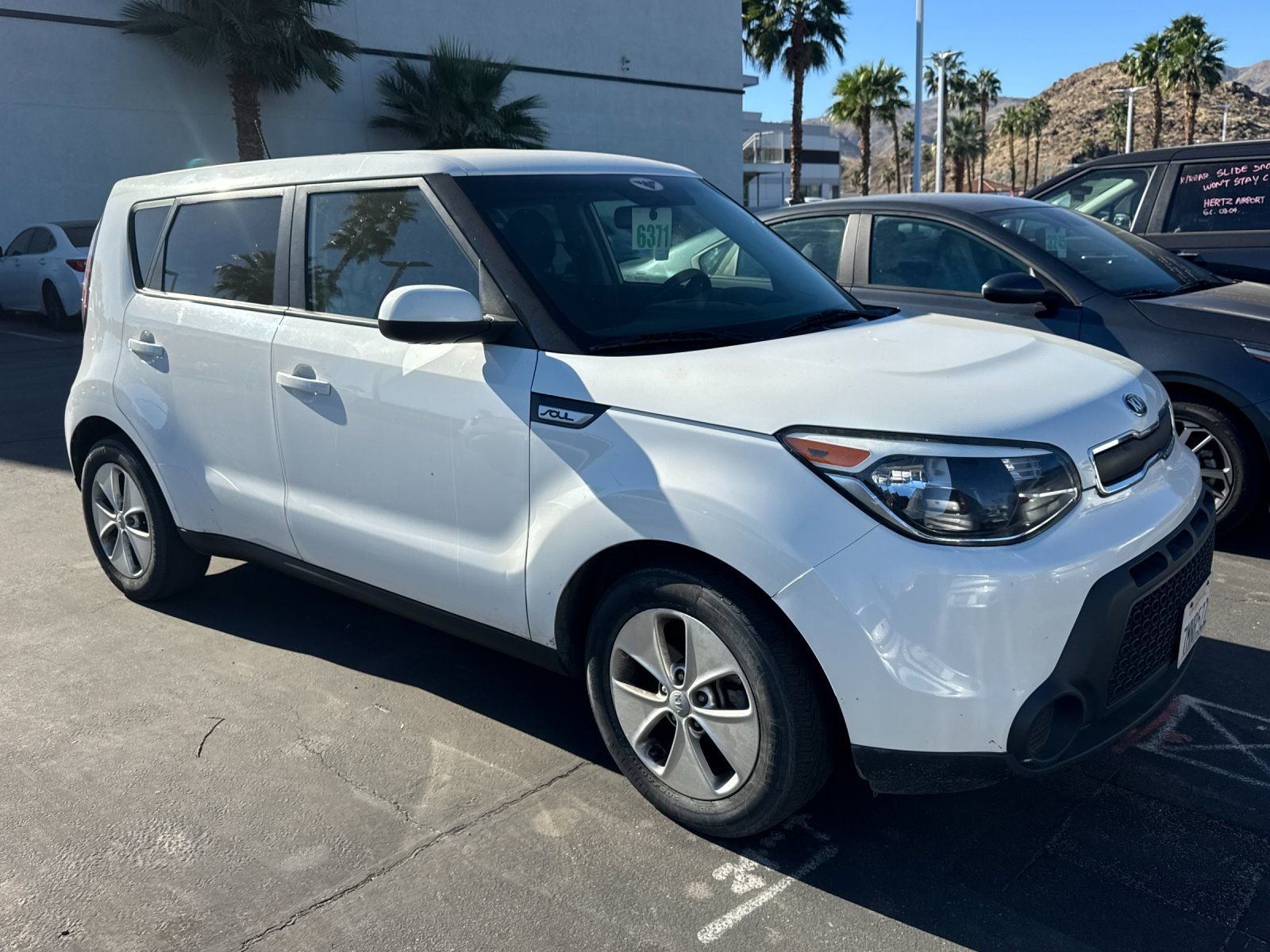 Used 2015 Kia Soul Base with VIN KNDJN2A27F7796148 for sale in Cathedral City, CA