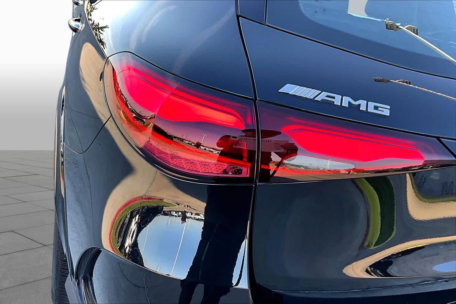 Used 2024 Obsidian Black Metallic Mercedes-Benz AMG® GLC 43 image 25