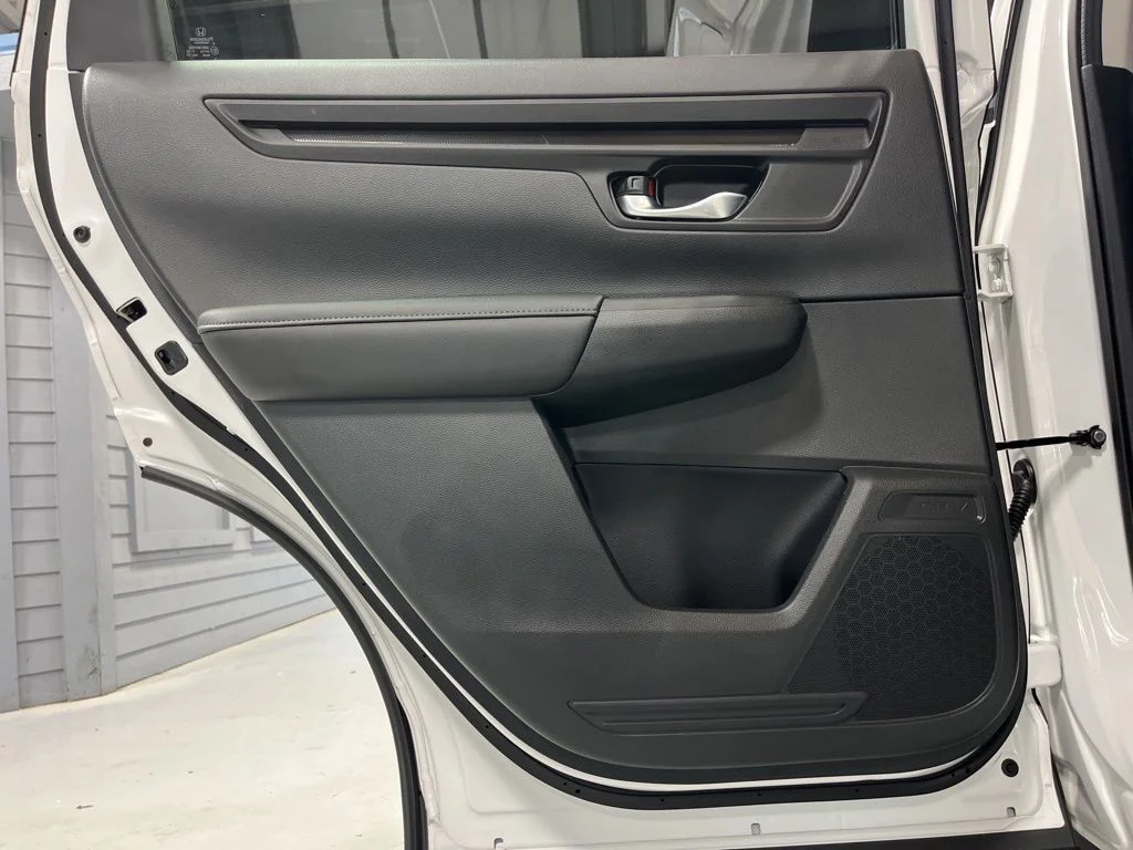 Used 2026 Platinum White Pearl Honda EX image 26