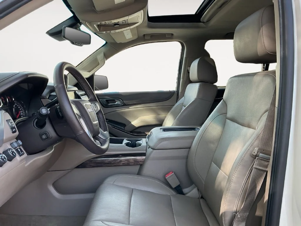 Used 2015 WHITE DIAMOND TRICOAT GMC SLT image 16