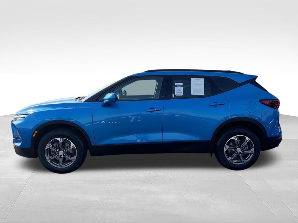 Used 2024 Blue Chevrolet LT image 5