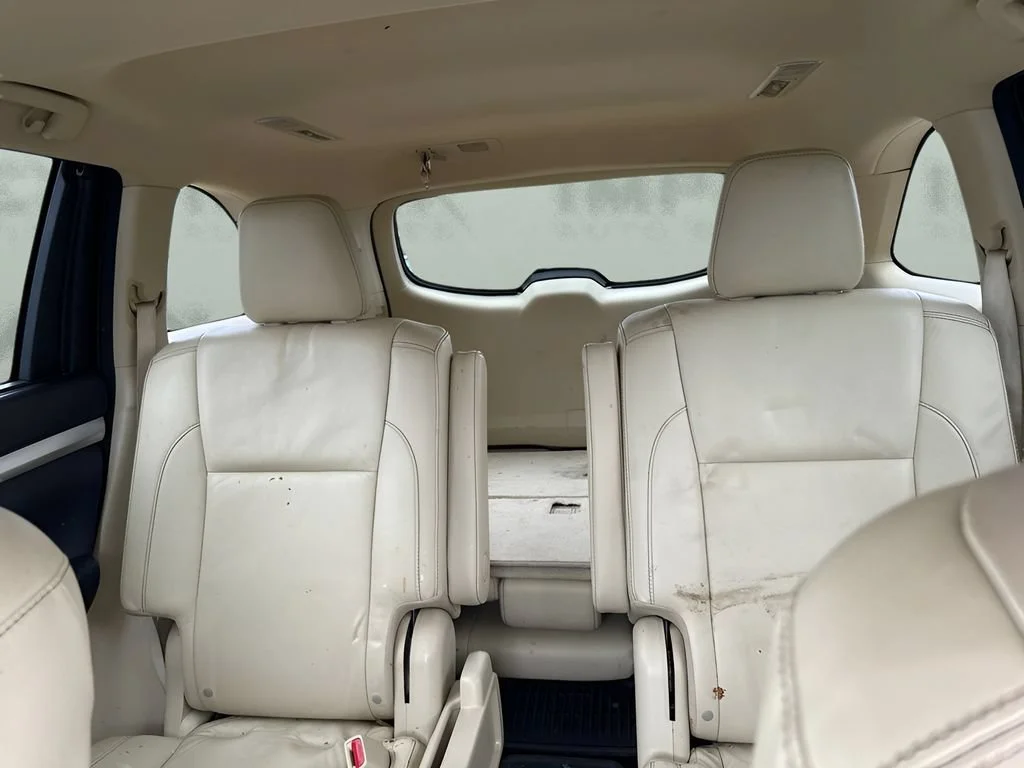 Used 2016  Toyota XLE image 12