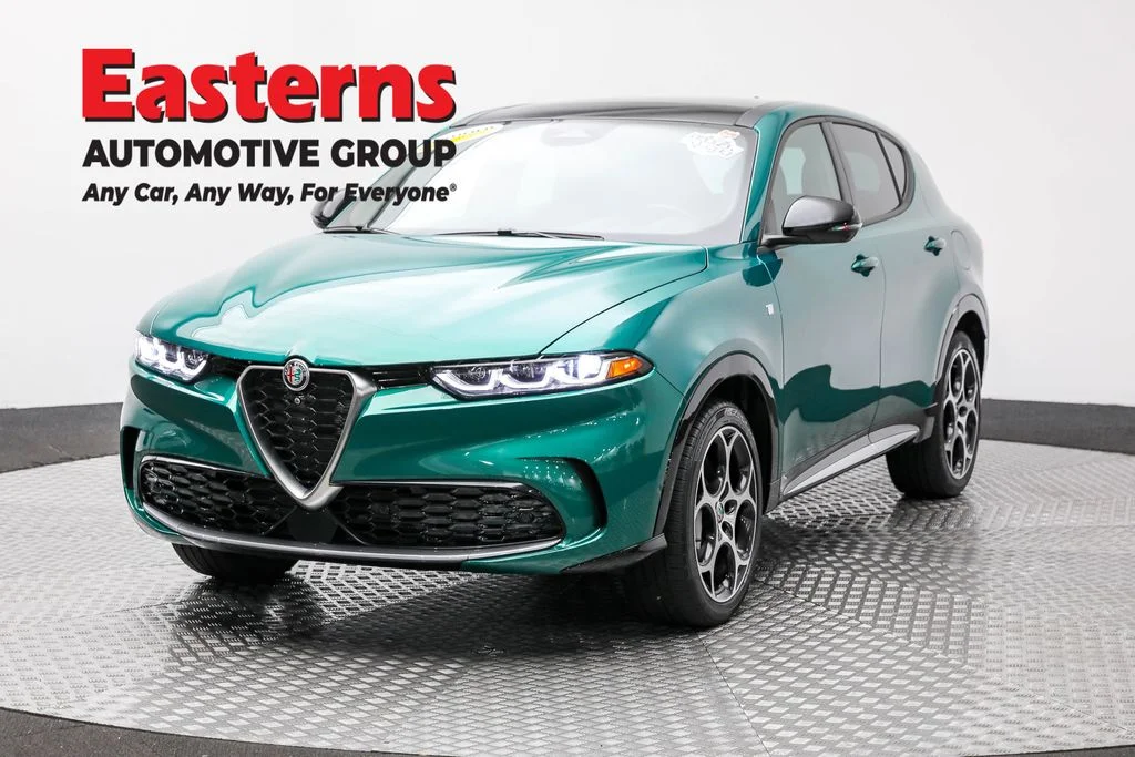 Used 2024 Green Alfa Romeo Ti image 1