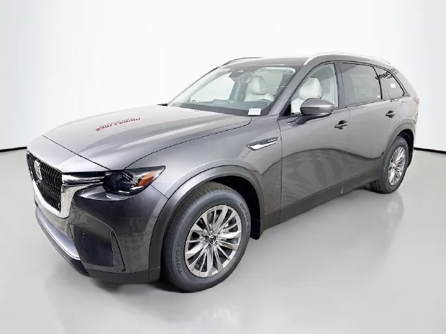 Used 2025 Gray Mazda Preferred image 3