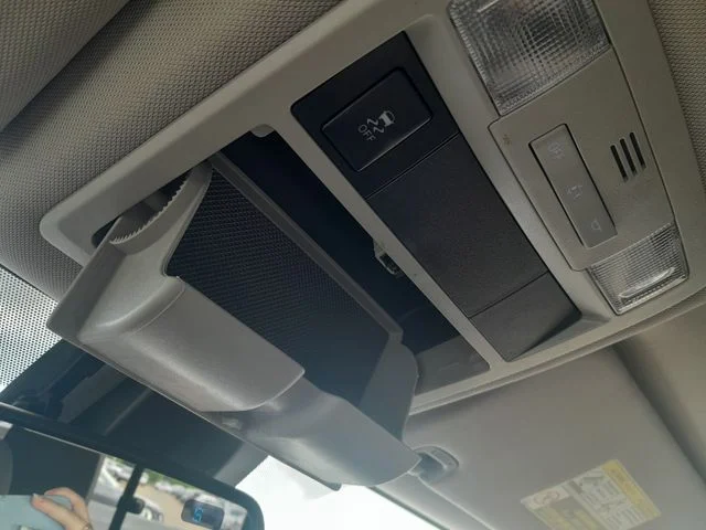 Used 2019 Gray Toyota SR5 image 27