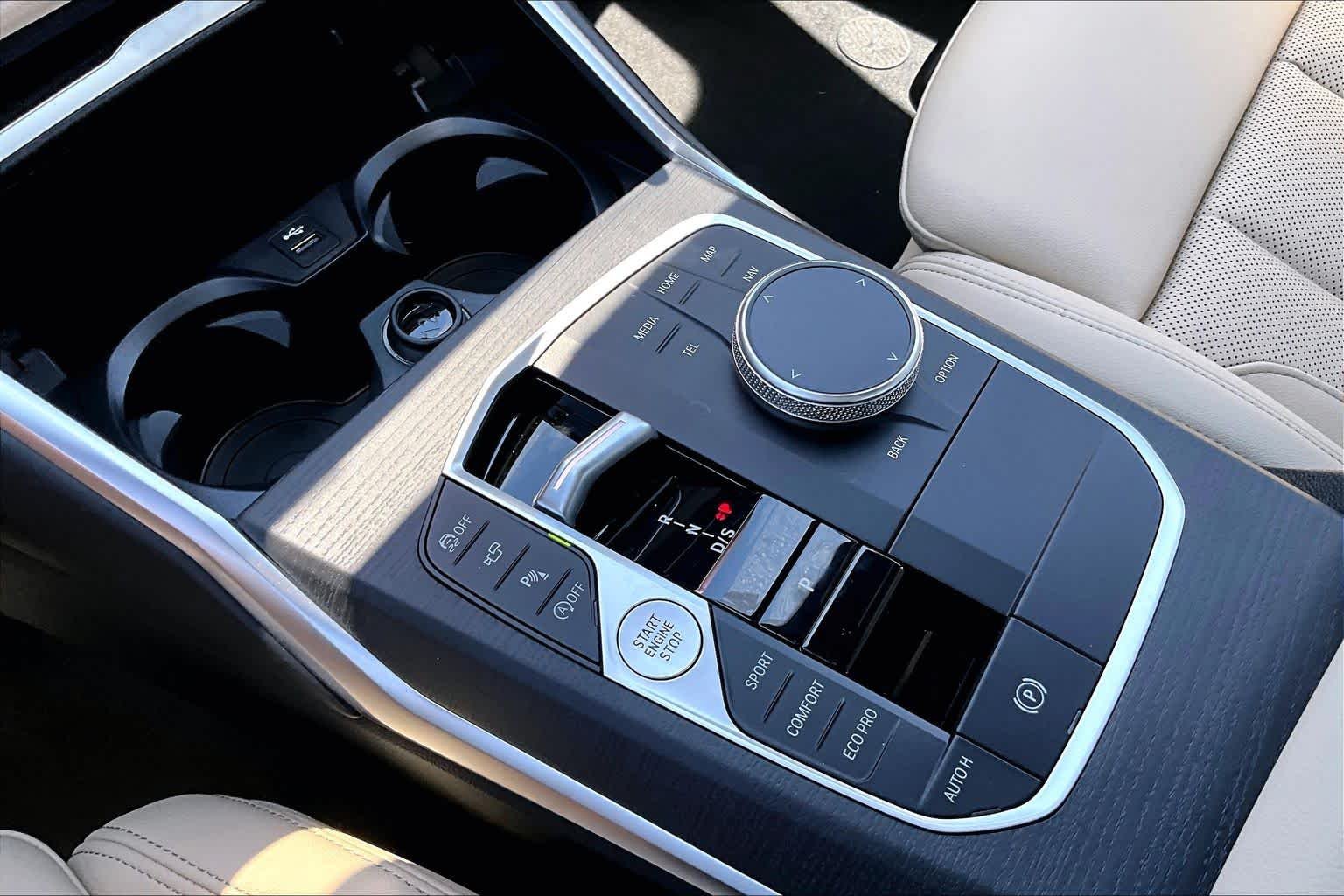 New 2026 Alpine White BMW 330i xDrive image 7