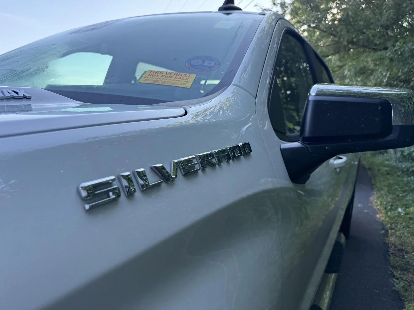 Used 2024 Summit White Chevrolet LT image 7