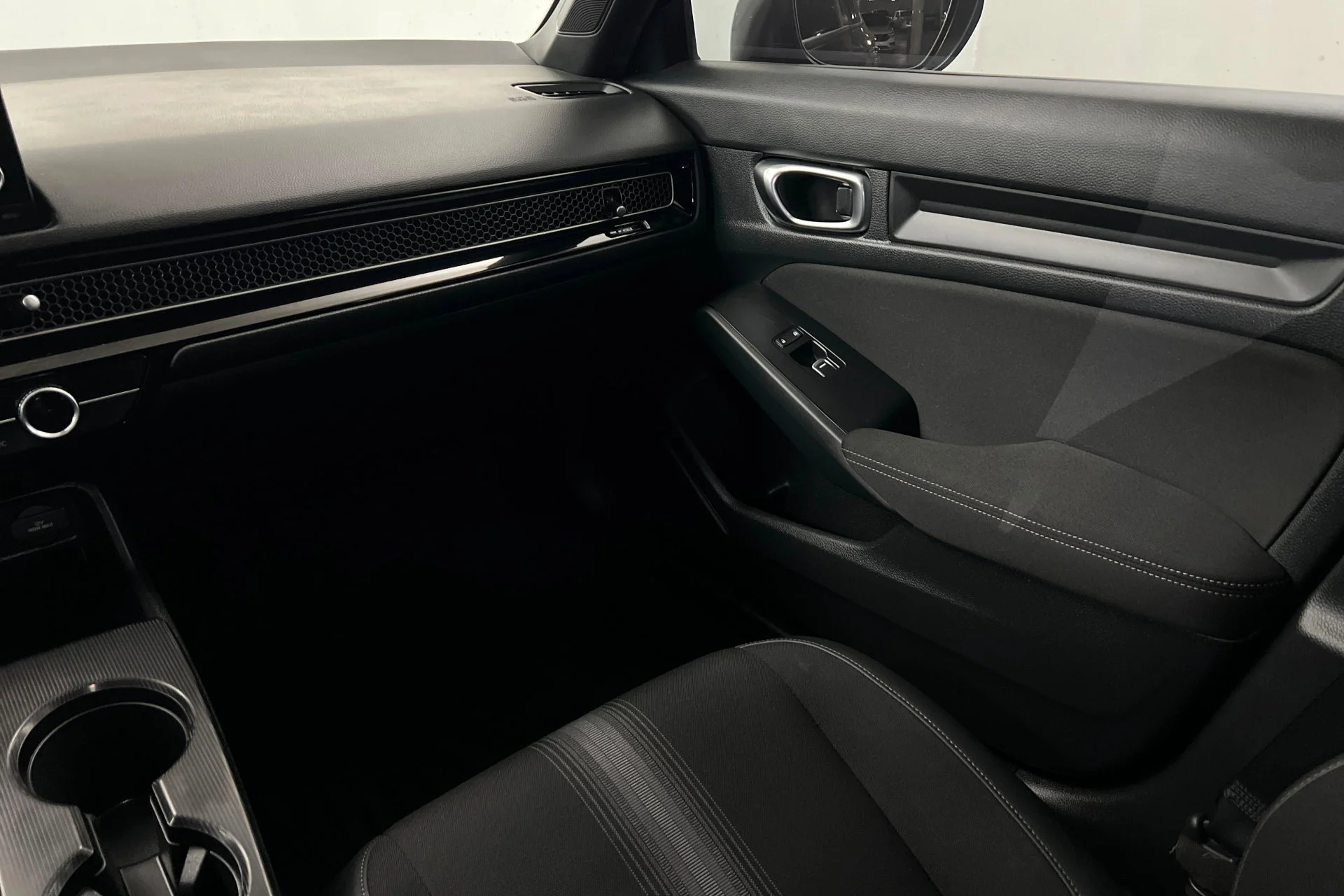 2024 Honda Civic Sport - Photo 10
