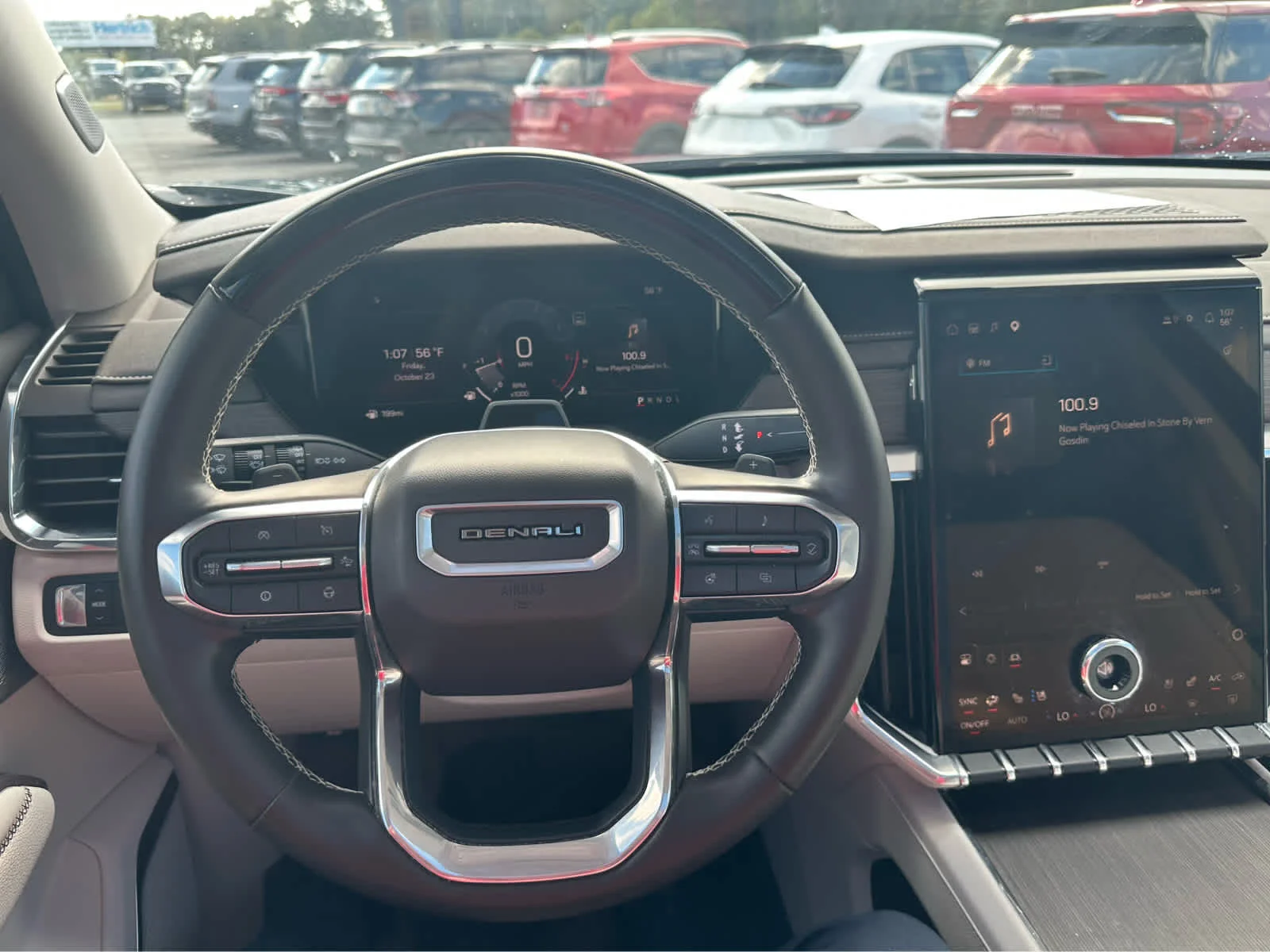 Used 2025 Downpour Metallic GMC FWD Denali image 13