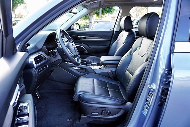 Used 2022 Silver Kia SX image 14