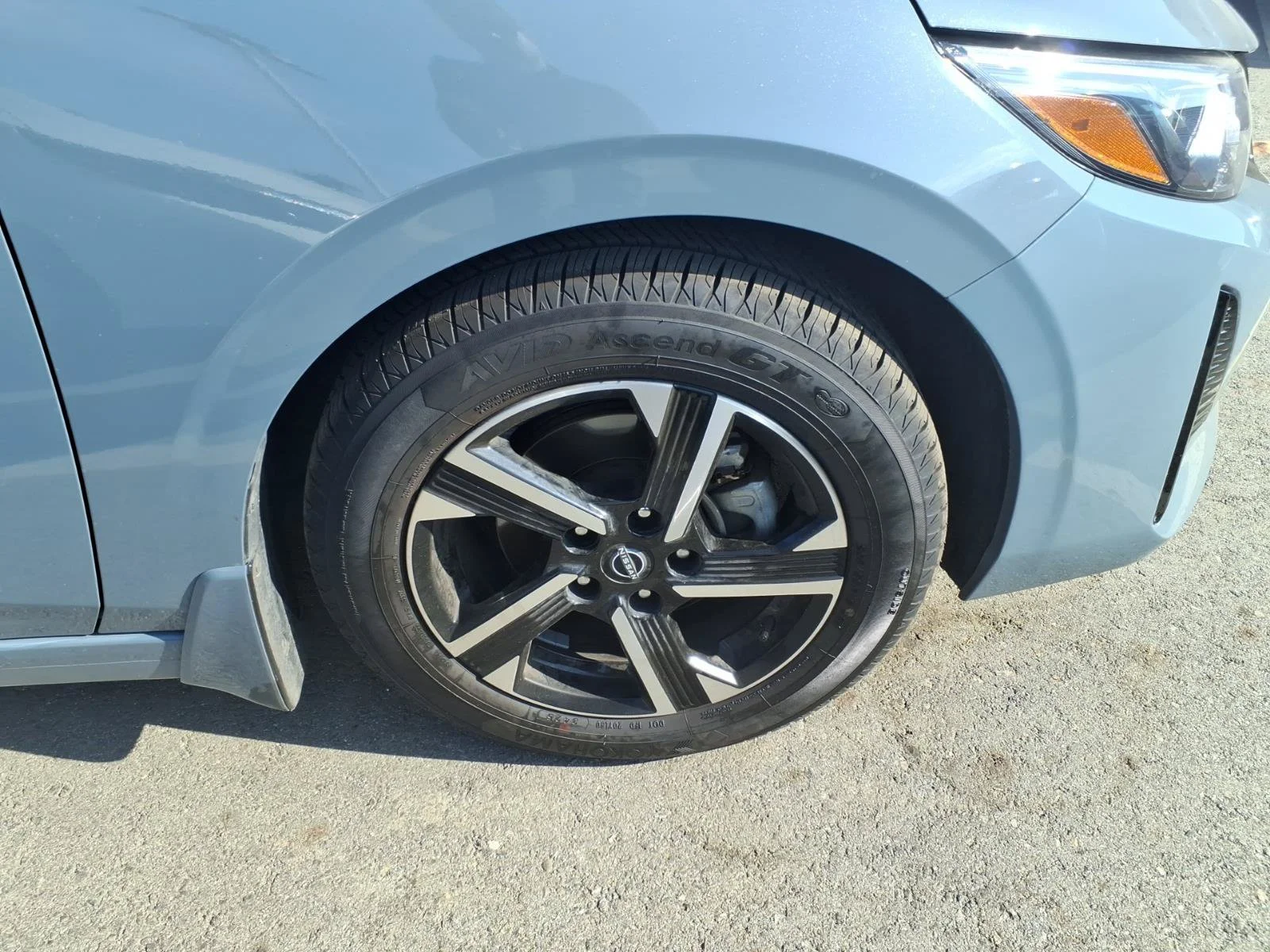 Certified Used 2024 Atlantic Gray Metallic Nissan SV image 6