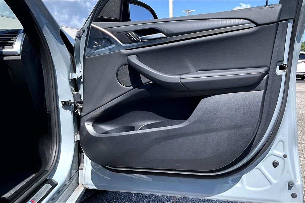 Used 2024 Gray BMW M40i image 29