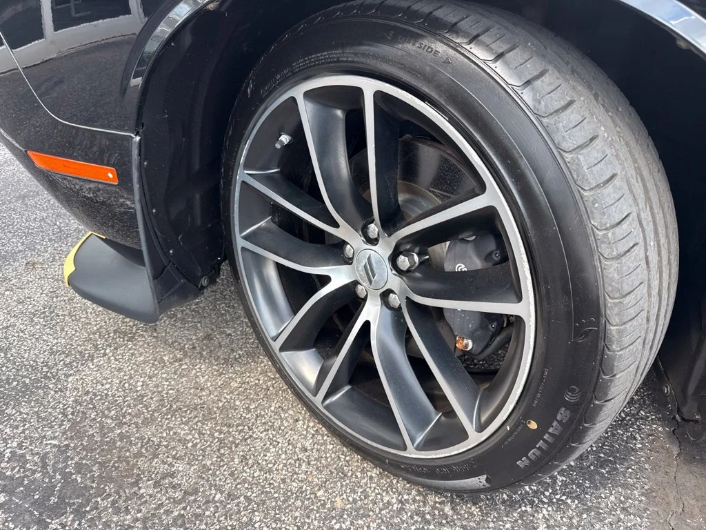 Used 2018 Black Dodge R/T Scat Pack image 3