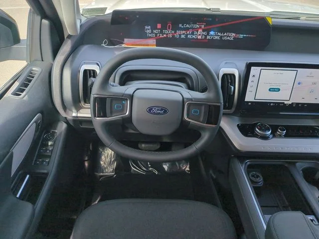New 2026 Oxford White Ford Active image 15