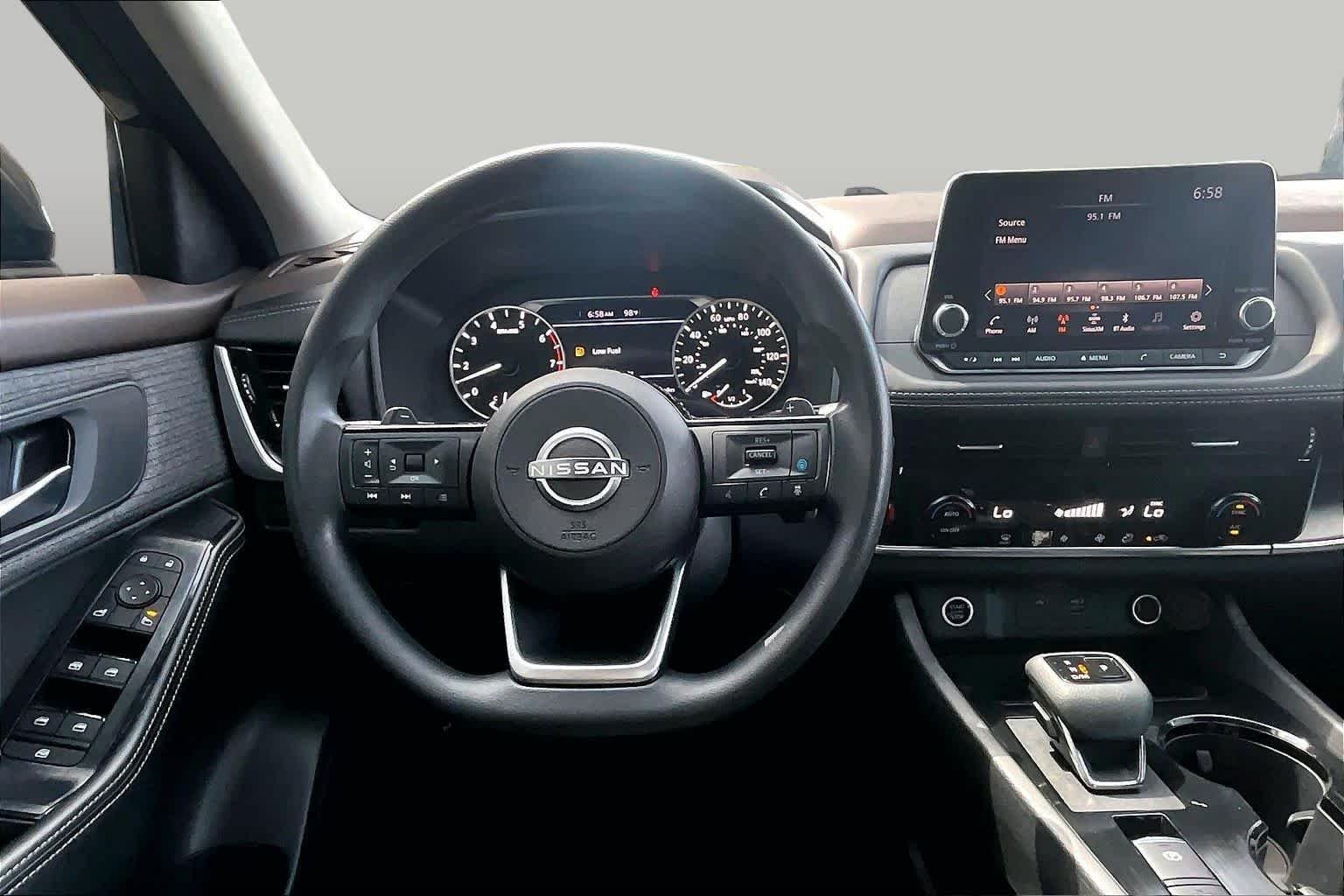 Used 2022 Gun Metallic Nissan SV image 5