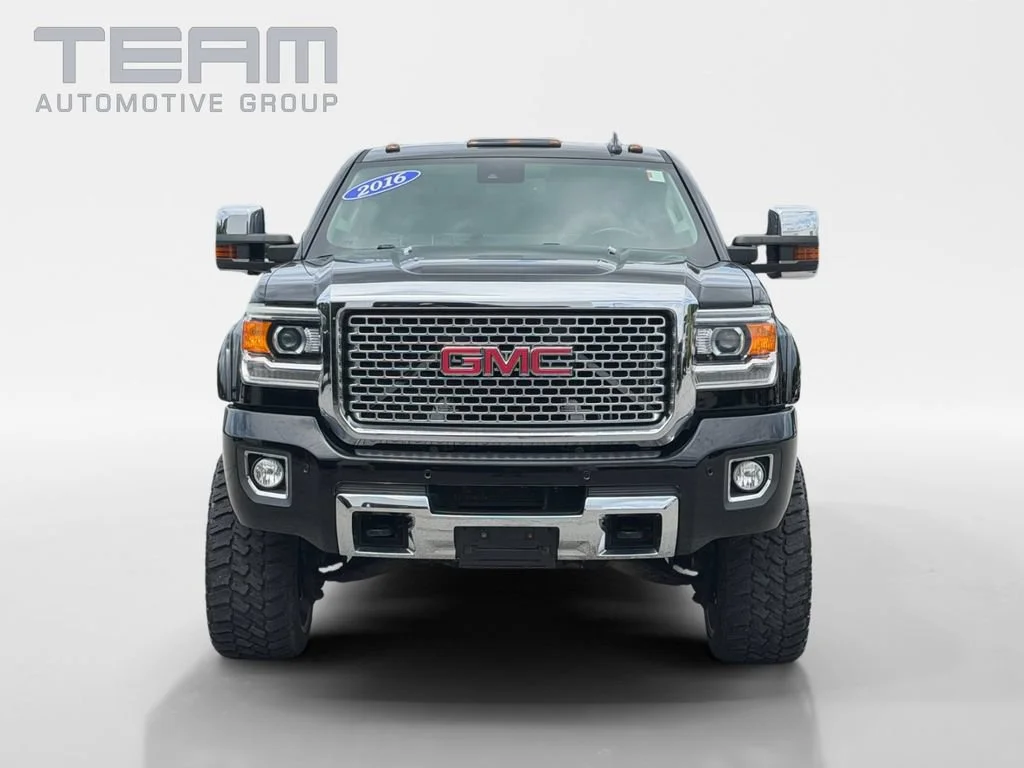 Used 2016 ONYX BLACK GMC Denali image 2