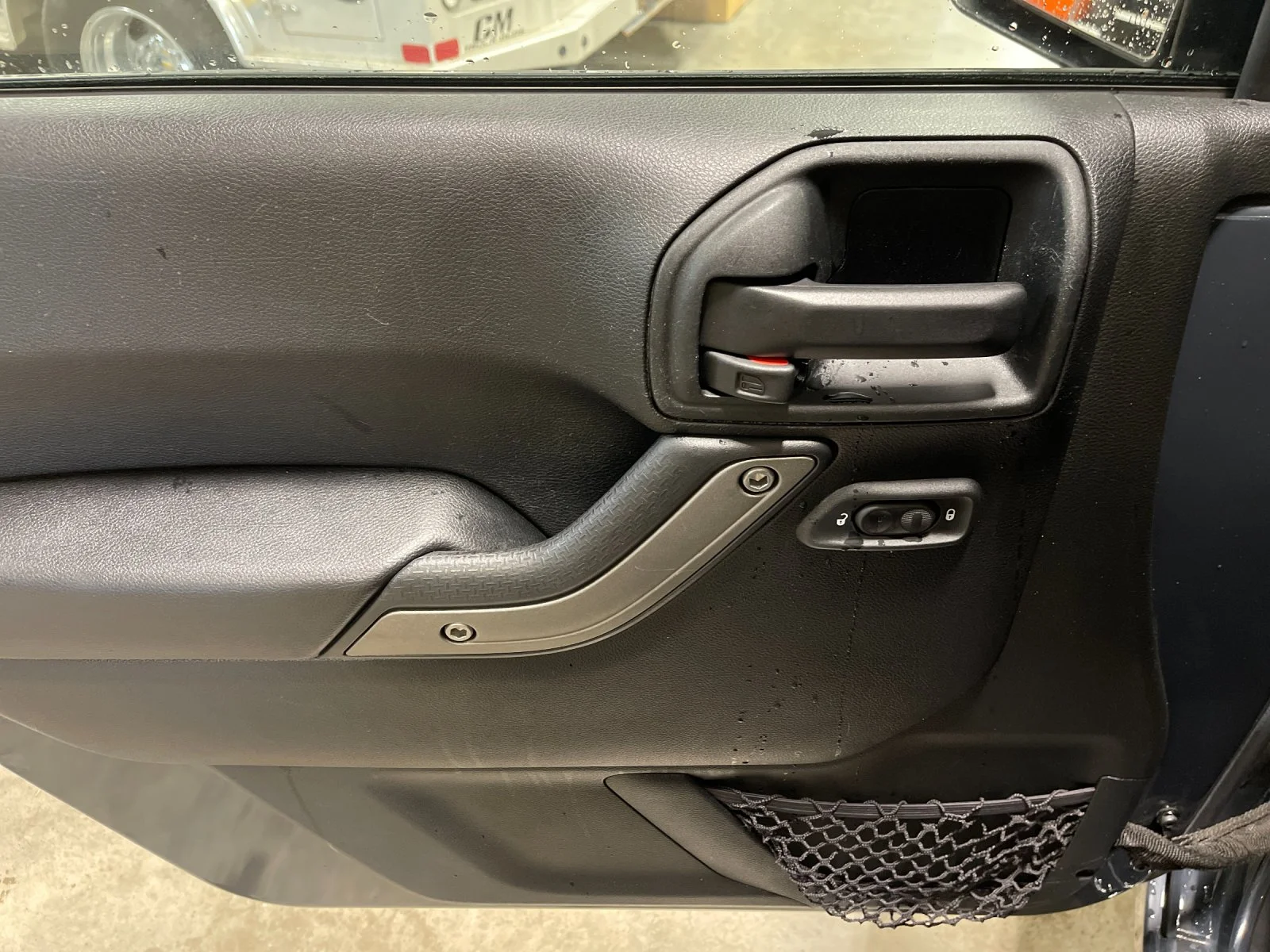 Used 2016 Black Jeep Sport image 12