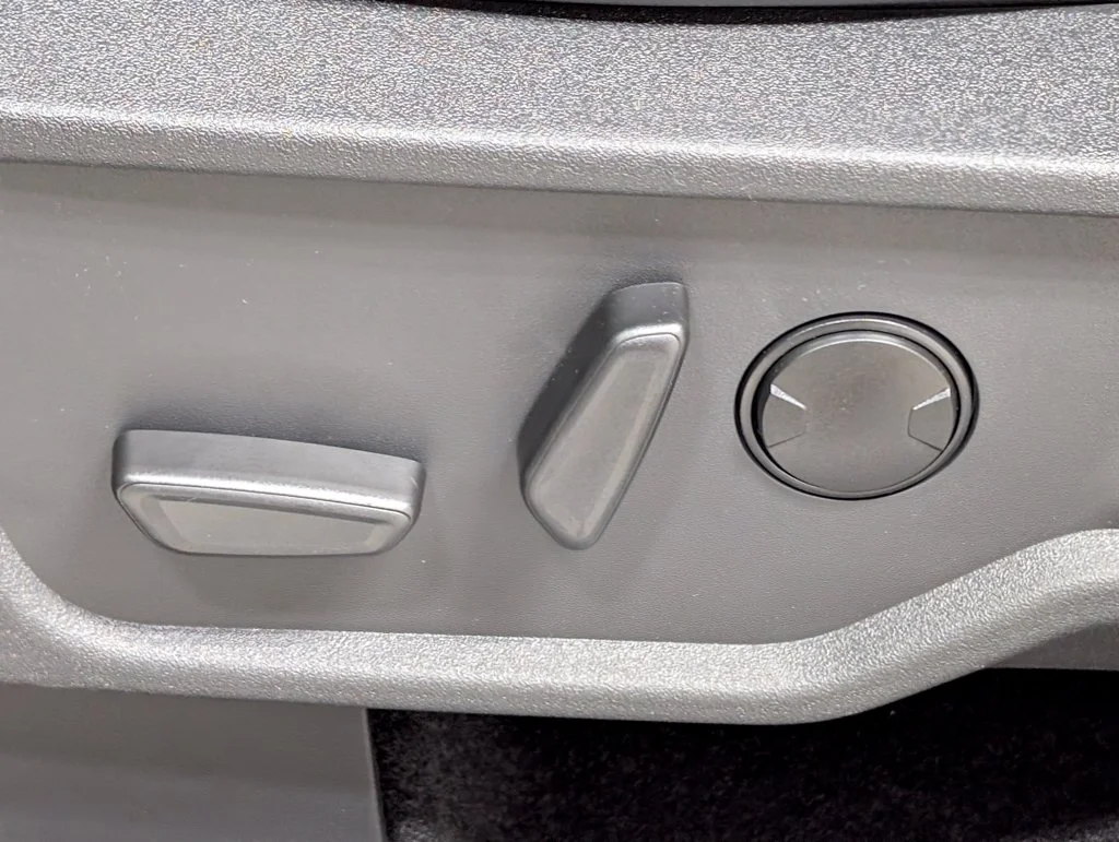 New 2026 Oxford White Ford Badlands® image 13