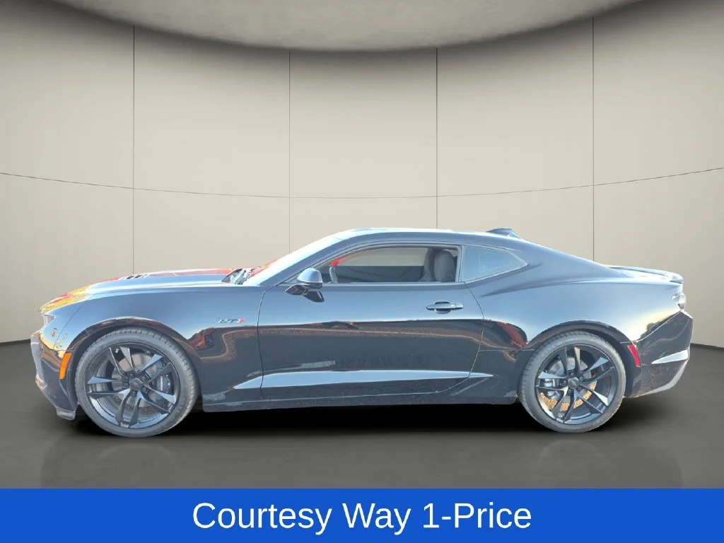 Used 2023 Black Chevrolet LT1 image 5