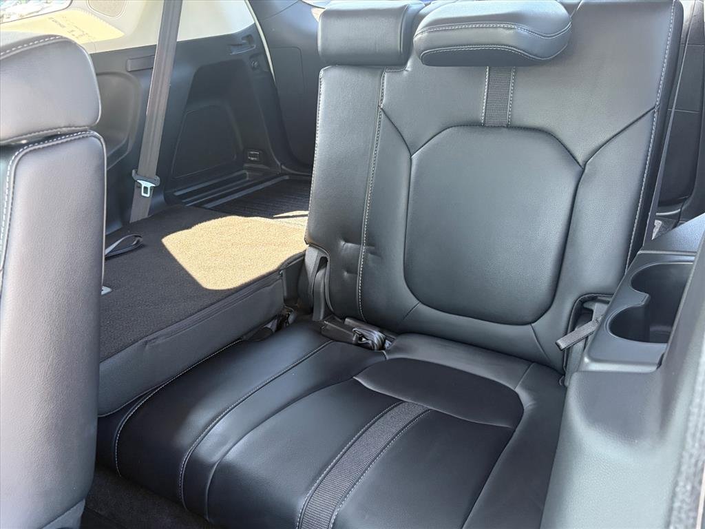 Used 2025 Platinum White Pearl Wx Honda Touring image 21