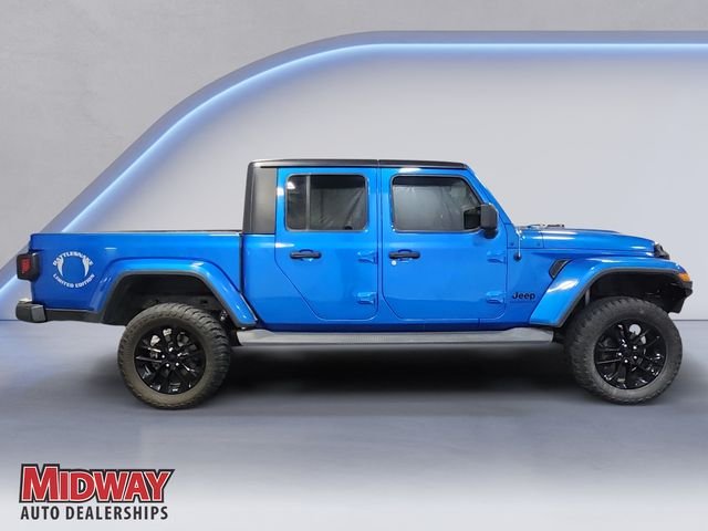 Certified Used 2020 Blue Jeep Overland image 6