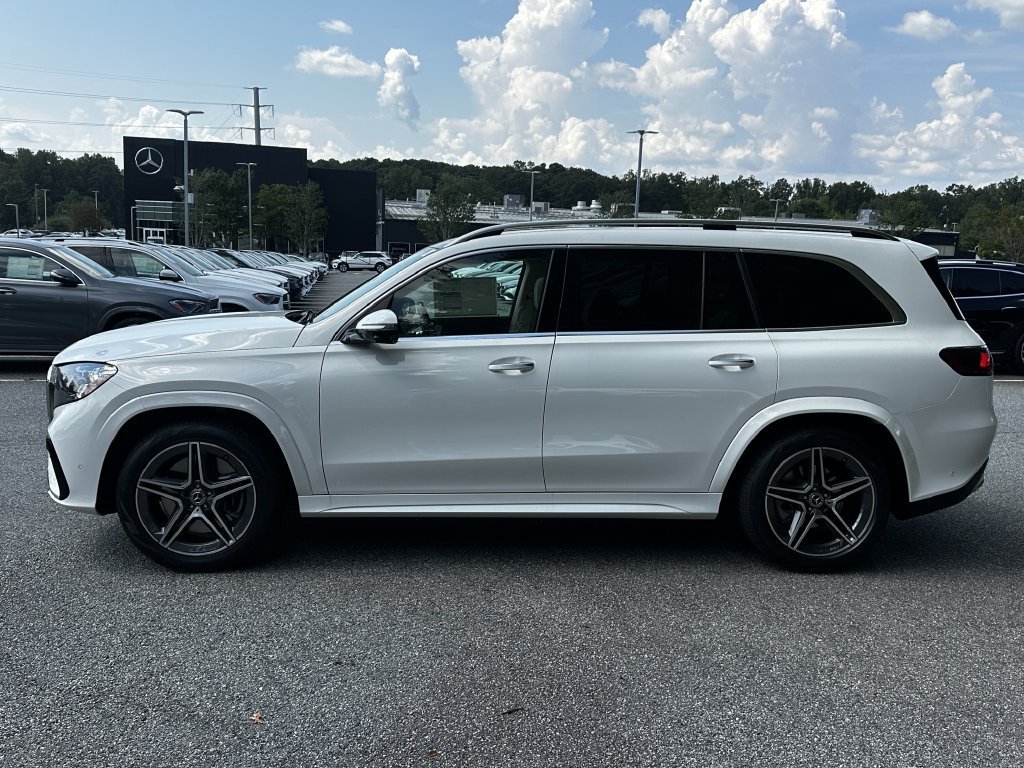 New 2027 Polar White Mercedes-Benz GLS 450 image 42
