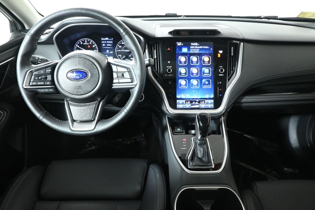 2025 Subaru Outback Limited - Photo 17