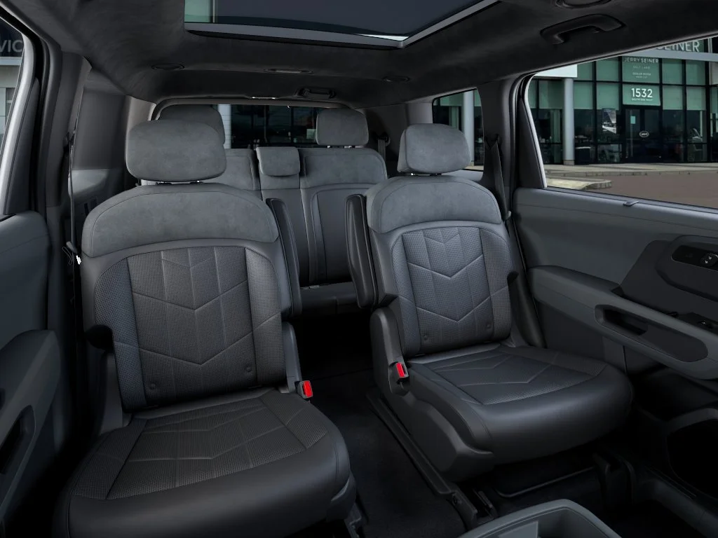 New 2027 Ebony Black Kia X-LINE SX PRESTIGE image 16