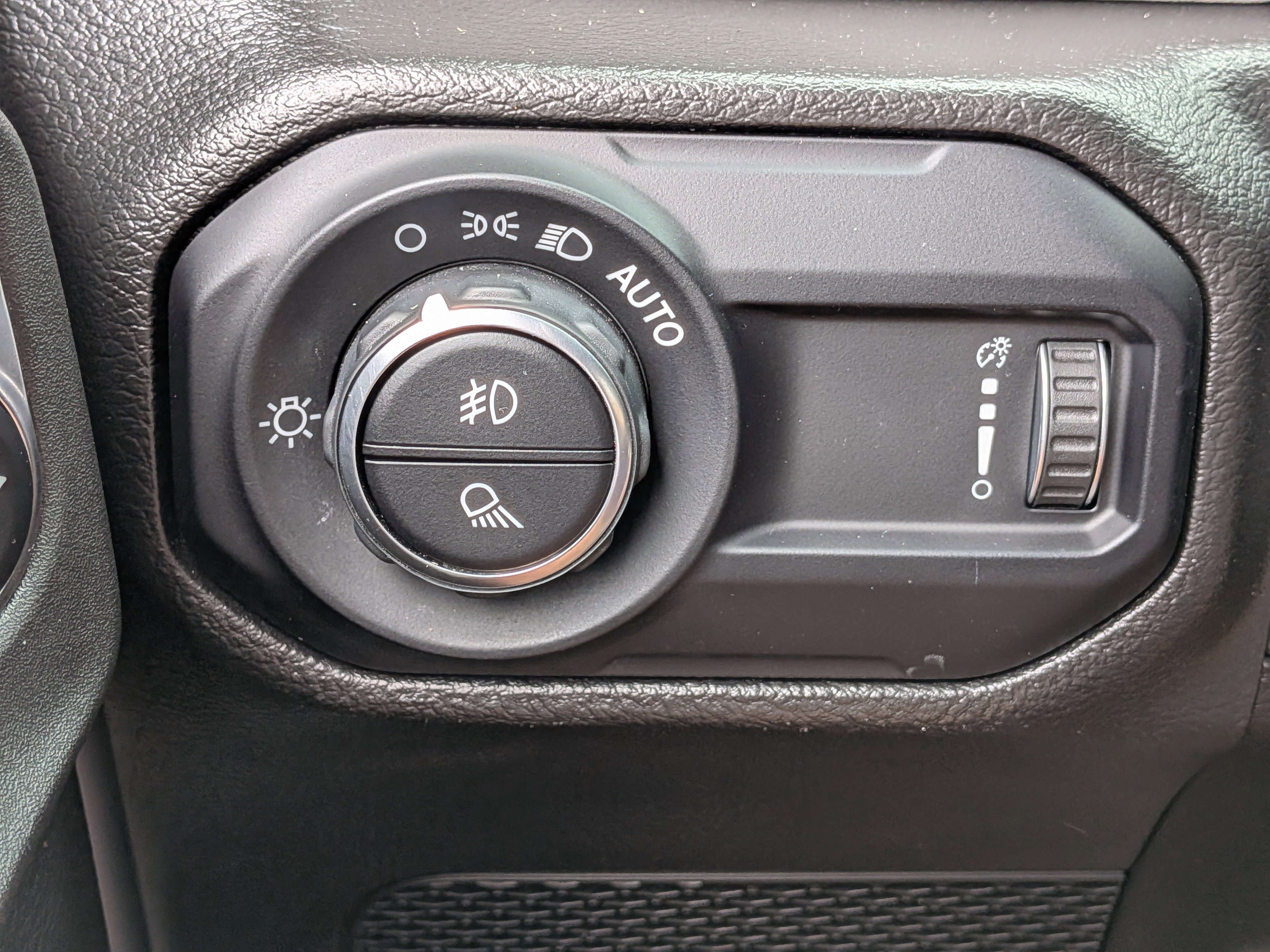 Used 2023 Bright White Clearcoat Jeep High Altitude image 23