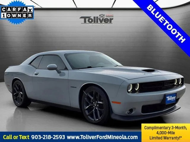 2022 Dodge Challenger R/T's photo