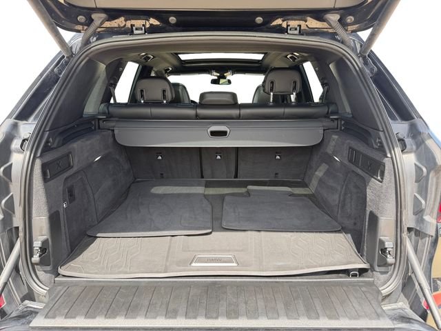 Used 2023 Black BMW M50i image 18