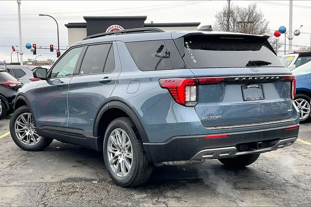 New 2026 Vapor Blue Metallic Ford Active image 6