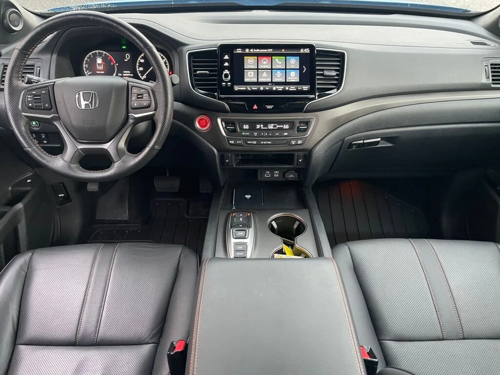 Used 2024 Diffused Sky Pearl Honda TrailSport image 29