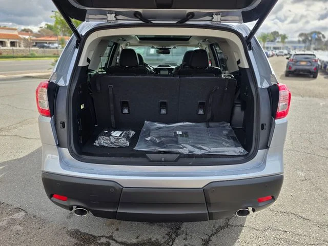 New 2026 ICE SILVER METALLIC Subaru Touring 7-Passenger image 11