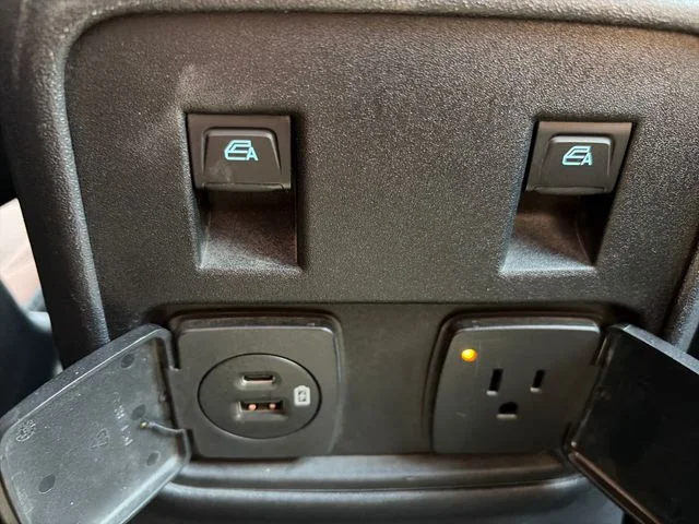 Used 2023 Red Ford Outer Banks image 22