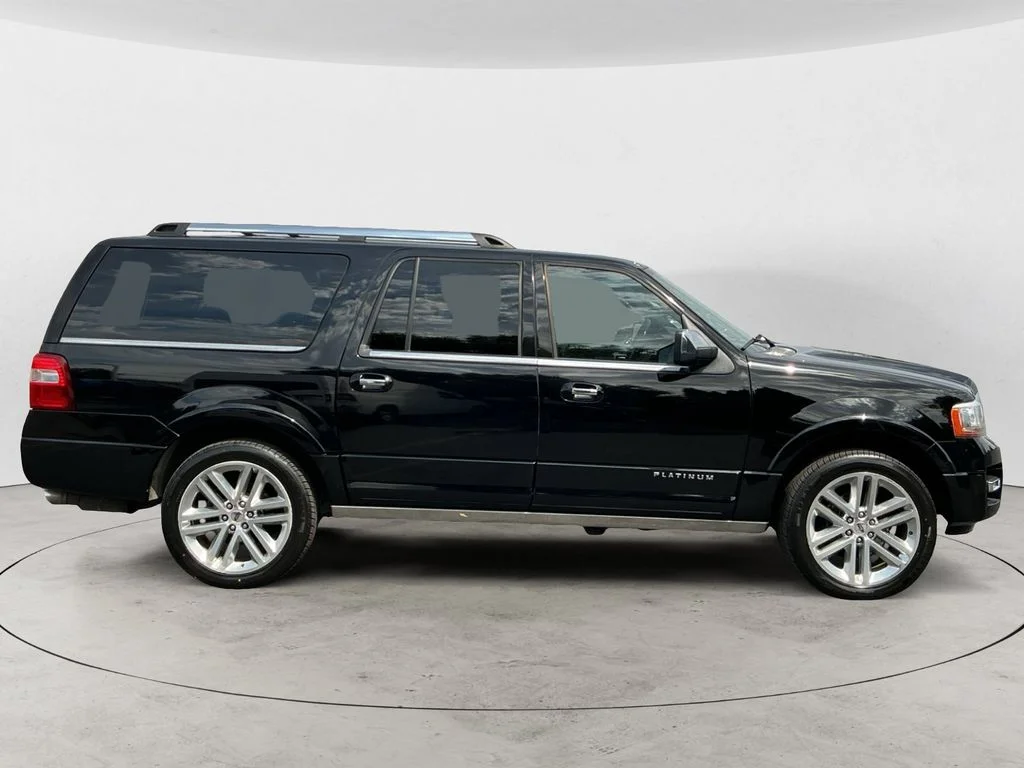 Used 2017 Black Ford Platinum image 4